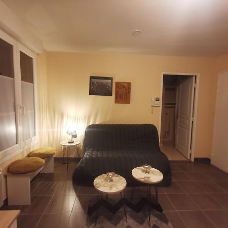 Logement en hypercentre dans une résidence Amiens Extérieur photo