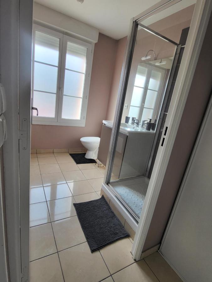 Logement en hypercentre dans une résidence Amiens Extérieur photo
