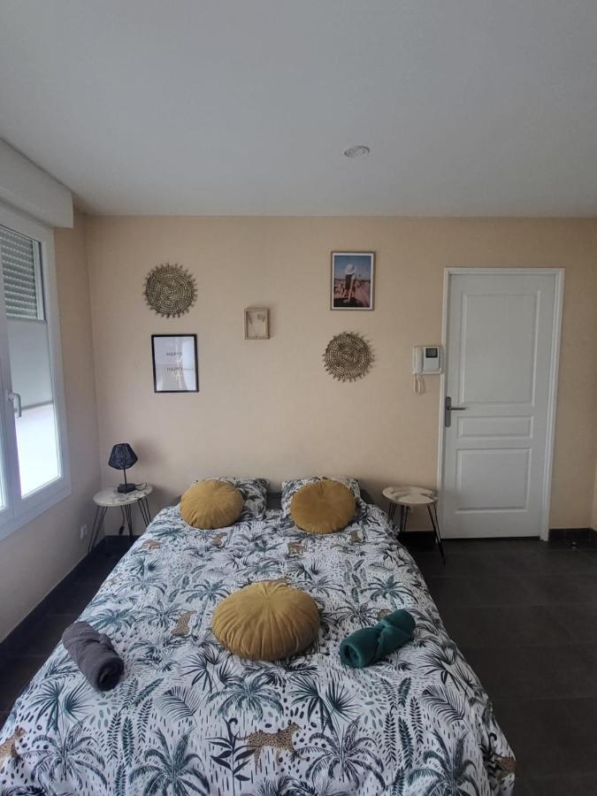 Logement en hypercentre dans une résidence Amiens Extérieur photo