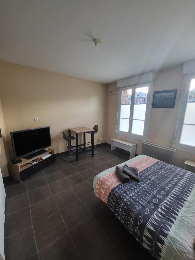 Logement en hypercentre dans une résidence Amiens Extérieur photo
